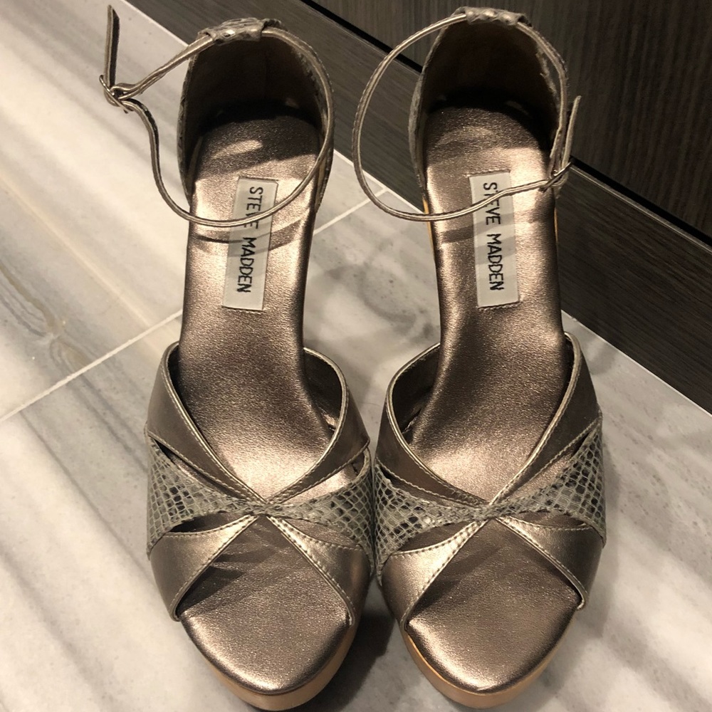 Steve Madden Platform Heels
